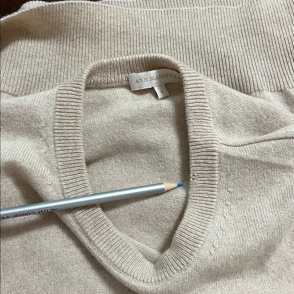 ANN MASHBURN Cream Cashmere Knit - Picture 8 of 12